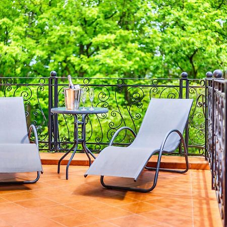 Hotel Pan Tadeusz Сероцк Екстериор снимка