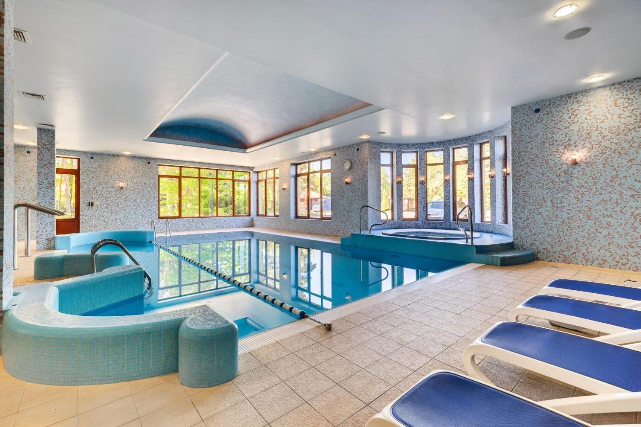 Hotel Pan Tadeusz Сероцк Екстериор снимка